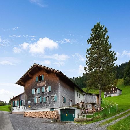 Vintage Holiday Home In Vorarlberg Near Ski Area Шварценберг им Брегенцервалд Екстериор снимка