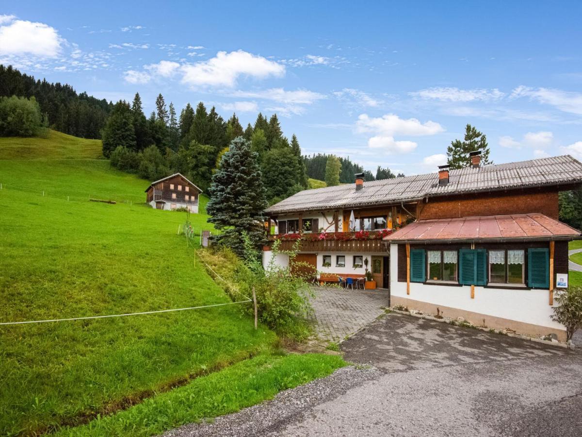 Vintage Holiday Home In Vorarlberg Near Ski Area Шварценберг им Брегенцервалд Екстериор снимка