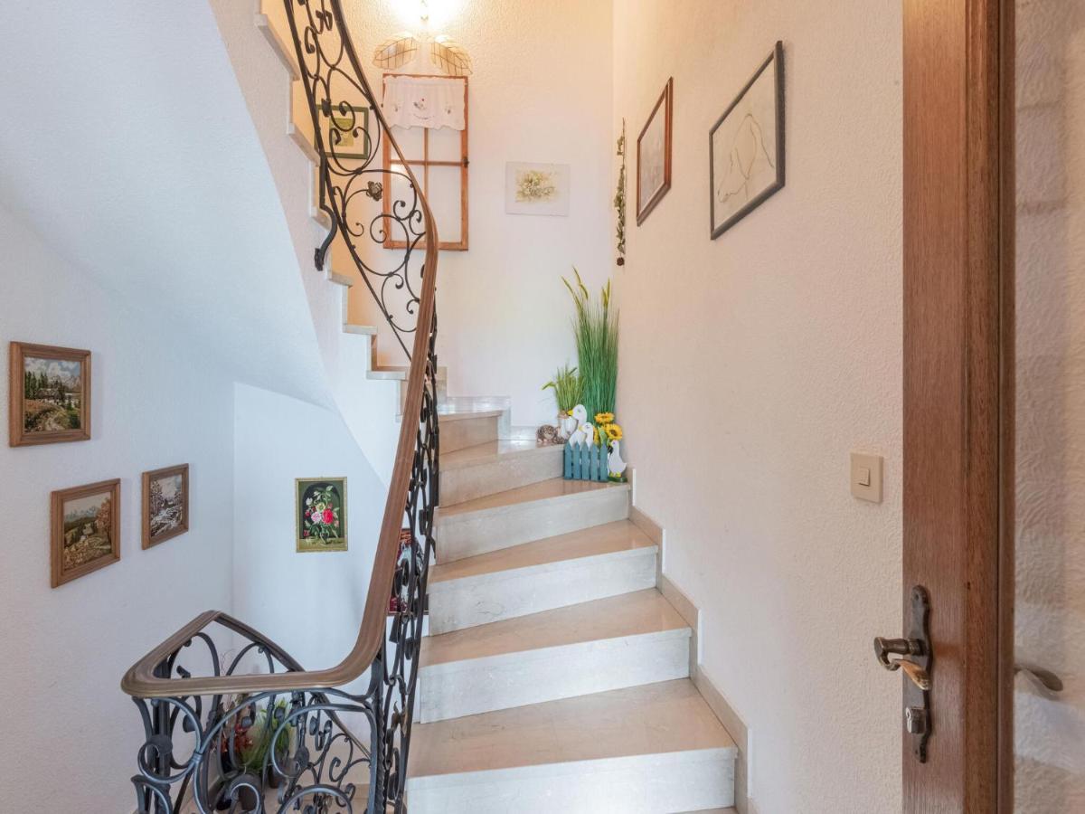 Vintage Holiday Home In Vorarlberg Near Ski Area Шварценберг им Брегенцервалд Екстериор снимка